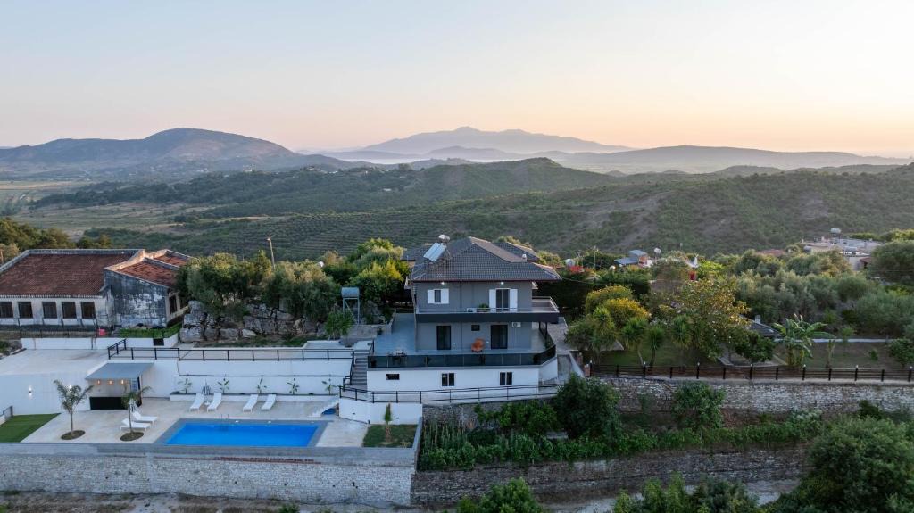 Aliko House | Vila Verde