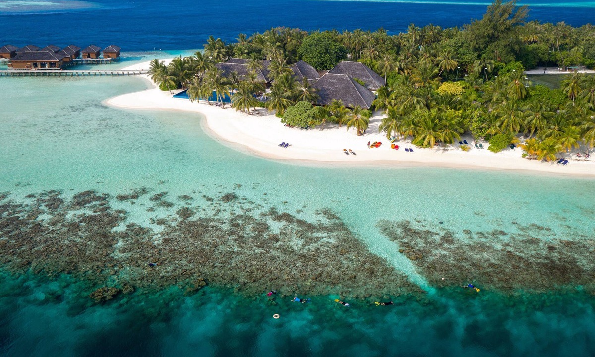 Vilamendhoo Island Resort | Vilamendhoo Maldives Resort Island