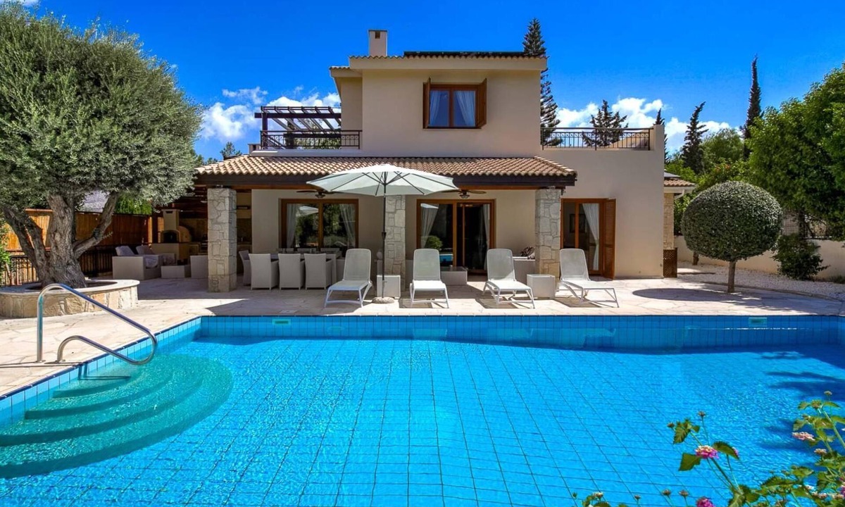 Aphrodite Hills Villa | Villa 12 Pera - Three Bedroom Villa, Sleeps 6