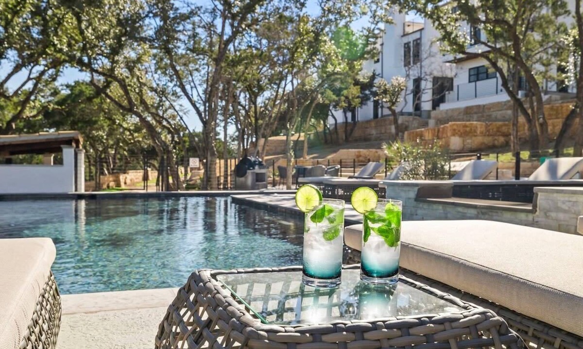 Spicewood Villa | Villa 3 | 2BR | Firepit | Pool | Hot tub | Yoga