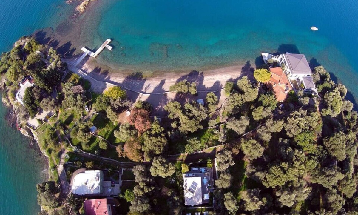 Fethiye City Center Villa | Villa Ada; beachfront in Fethiye sövalye island