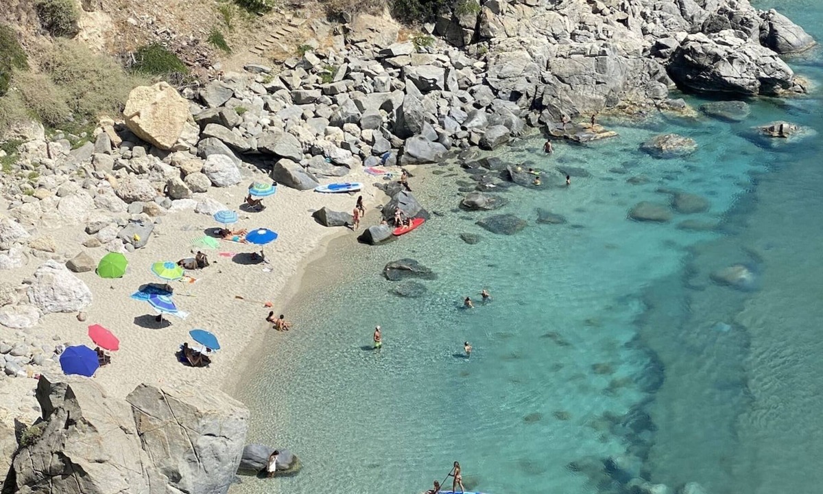 Caminia Villa | Villa Alcado