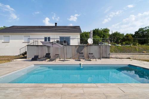 Saint-Cernin-de-Larche House | Villa Alfaro