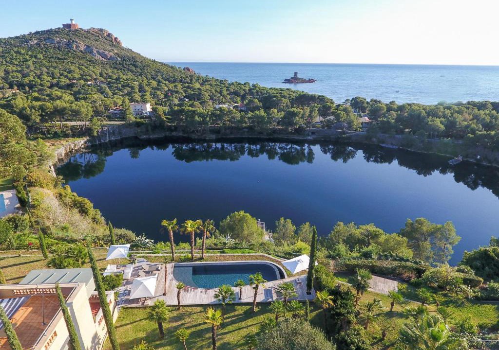 Le Dramont Apartment | Villa ALFONSA