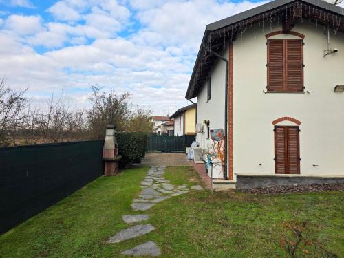 Tromello House | Villa Alma