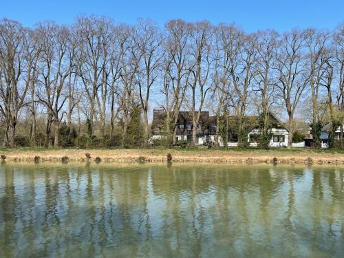 Senden Villa | Villa am Wasser
