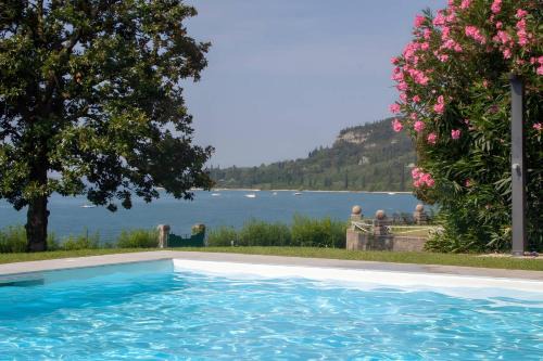 Corno Apartment | Villa Andrea
