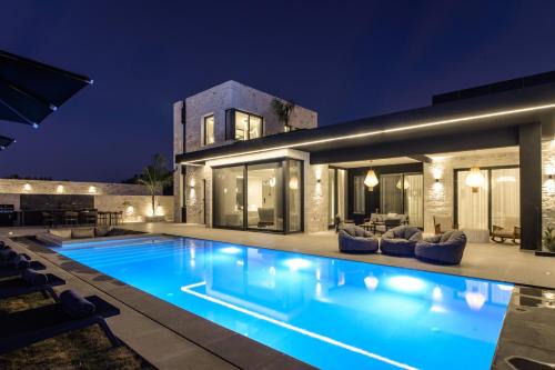 Adele Villa | Villa Andriano