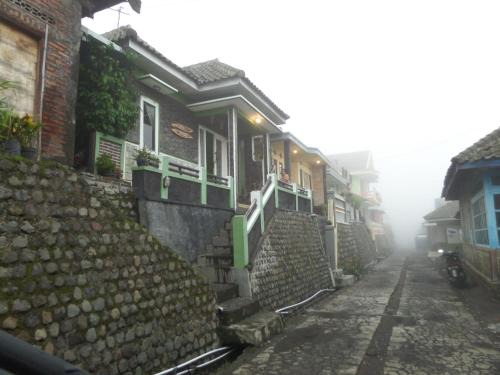 Ngadisari House | Villa Anna