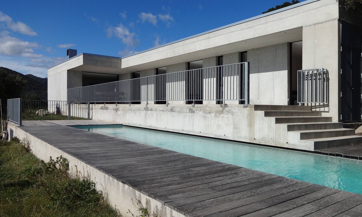 Pinarellu Villa | VILLA ARCHITECTE 5☆ 180° SEA VIEW and TOUR GÉNOISE. HEATED POOL. INTIMACY.