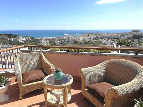 Chiesiola House | Villa Arenella
