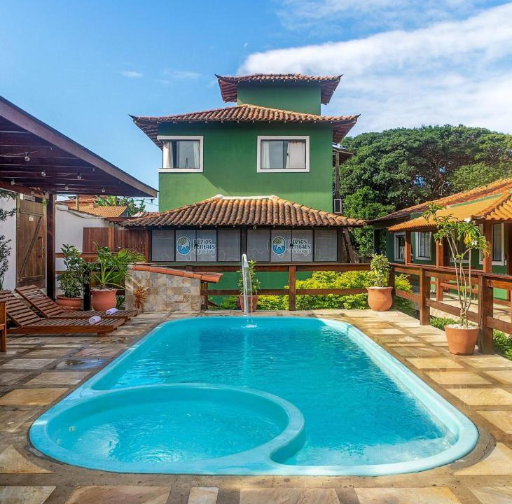 Arpoador House | Villa Arpoador | Praia Piscina Churrasqueira Estacionamento | By Buzios Rentals
