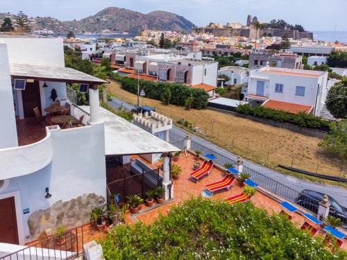 Lipari Historic Centre Bed & Breakfast | Villa Artemis by Isula