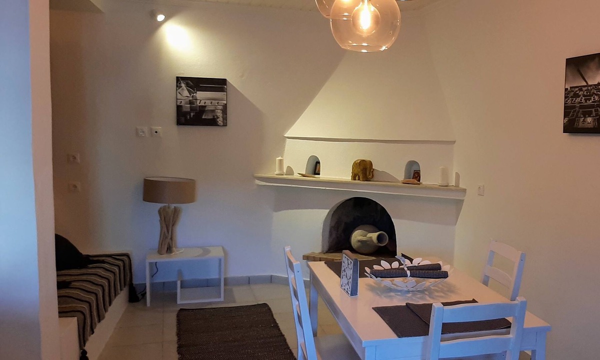 Liapades House | Villa Aspros Corfu - Stone house near Rovinia
