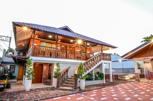 Malolos City Villa | Villa Aurora Malolos