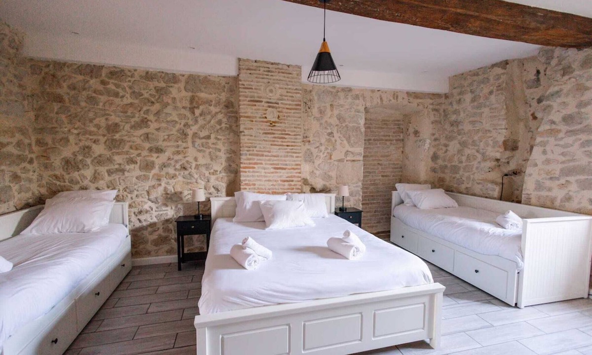Saint-Benoit Villa | Villa Bacchus at the water's edge, heated pool