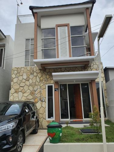 Beji Villa | Villa Bahari Batu
