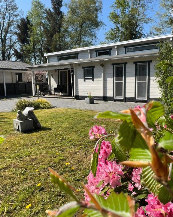 Schoonebeek Ski Chalet | Villa Bartje