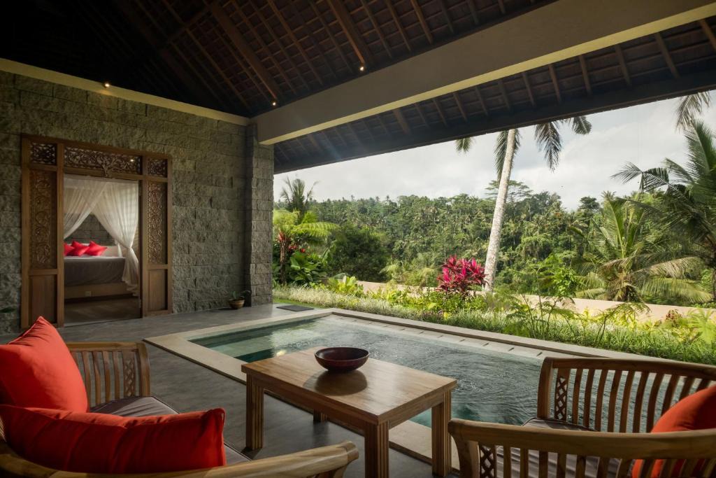 Kedewatan Villa | Villa Bawah