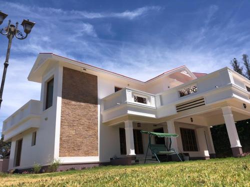 Fern Hill Villa | Villa Bella