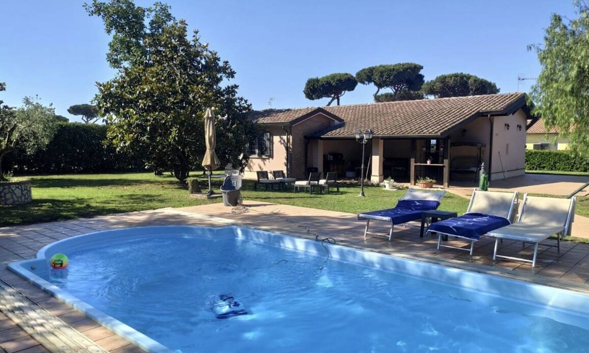 Sabaudia House | Villa Bella with pool in exclusive use