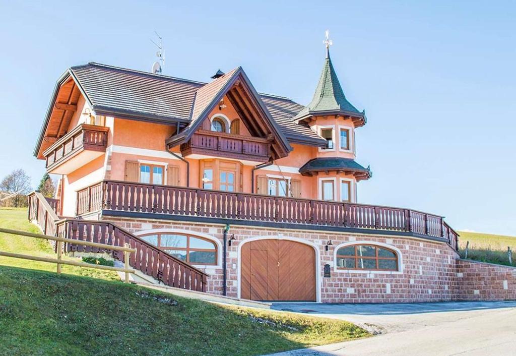 Roana House | Villa Belmonte