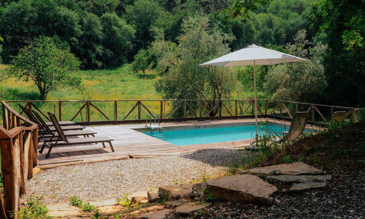 Vicopelago Villa | Villa Bianca: charming Tuscany house with pool, terrace, and garden near Lucca