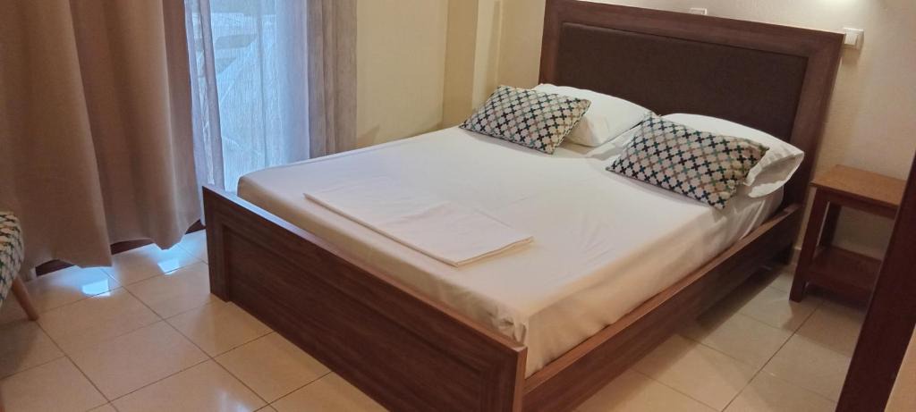 Petaloudes House | Villa Bianca