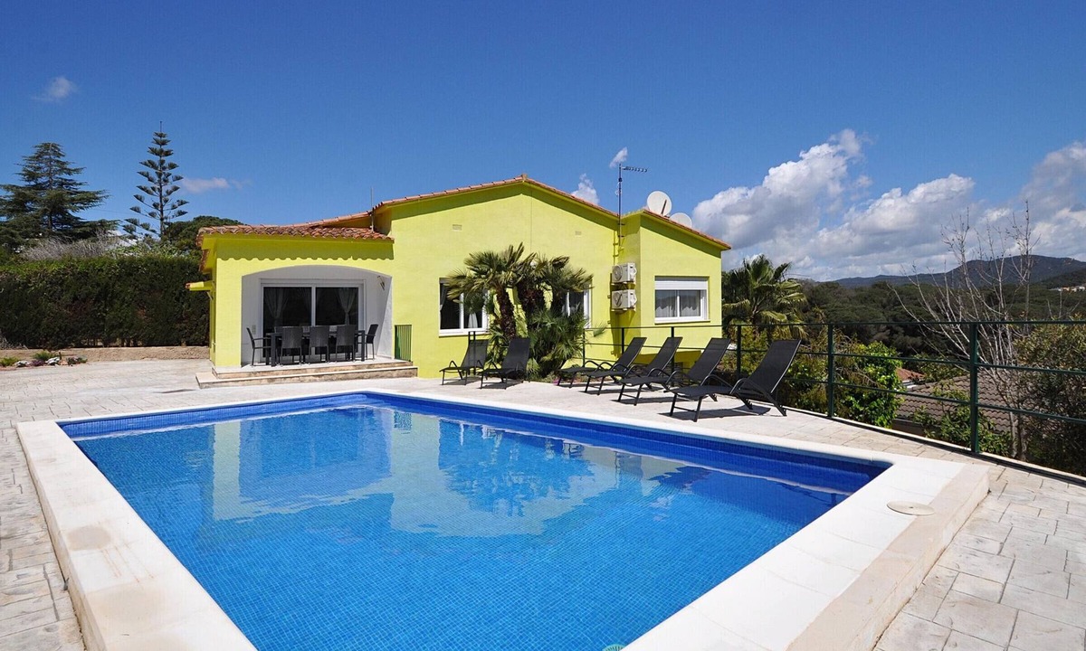 Condado del Jaruco Cottage | Villa Bloom – 8 Personas | Aire Acondicionado | Piscina Privada