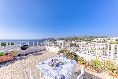 Castro Marina Apartment | Villa Blu la Panoramica