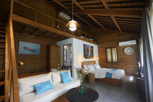 Nyambu Bed & Breakfast | Villa Blue