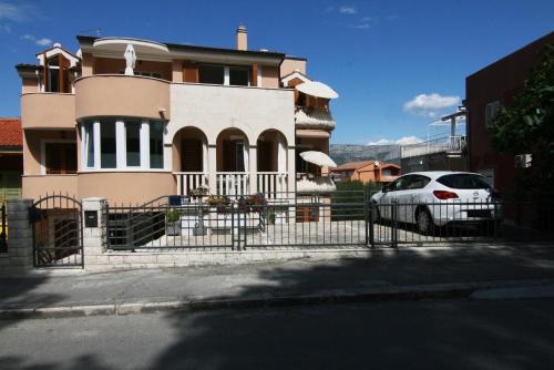 Split Apartment | Villa Branko
