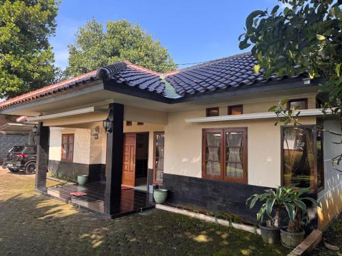 Ciumbuleuit Villa | Villa Bukit Punclut