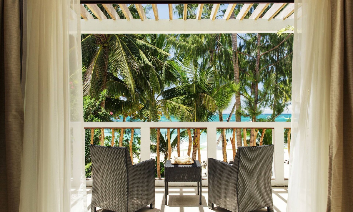 Manoc-Manoc Hotel | Villa Caemilla Beach Boutique Hotel
