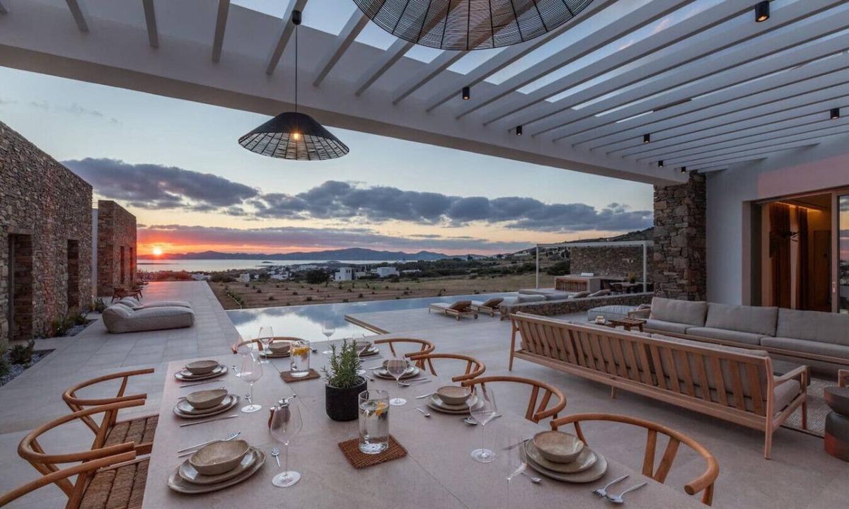 Paros Villa | Villa Calisto – A Sunset Sanctuary