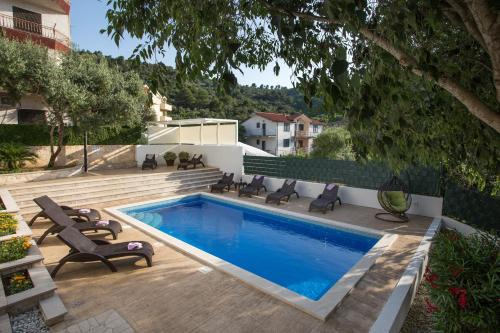 Mastrinka Villa | Villa Calluna