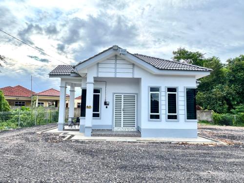 Kampung Limbong Villa | Villa Camellia