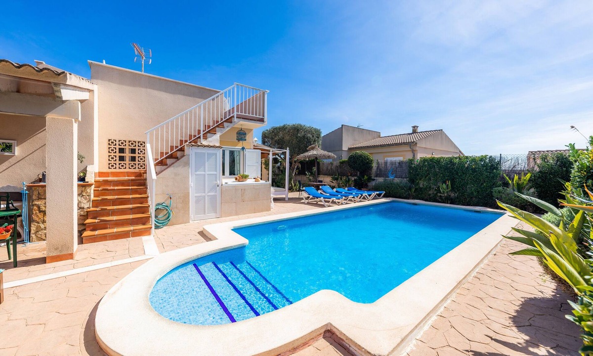 Muro Villa | Villa "Can Content" with Private Pool, Private Terrace and Wi-Fi