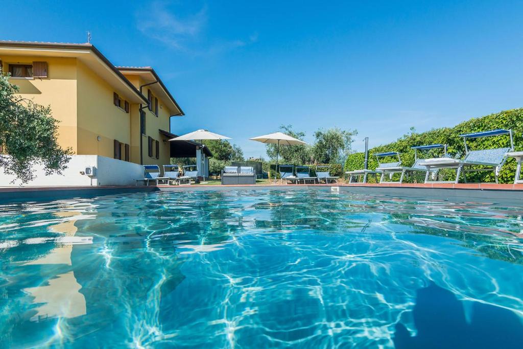 Pesaro Villa | Villa Candelara