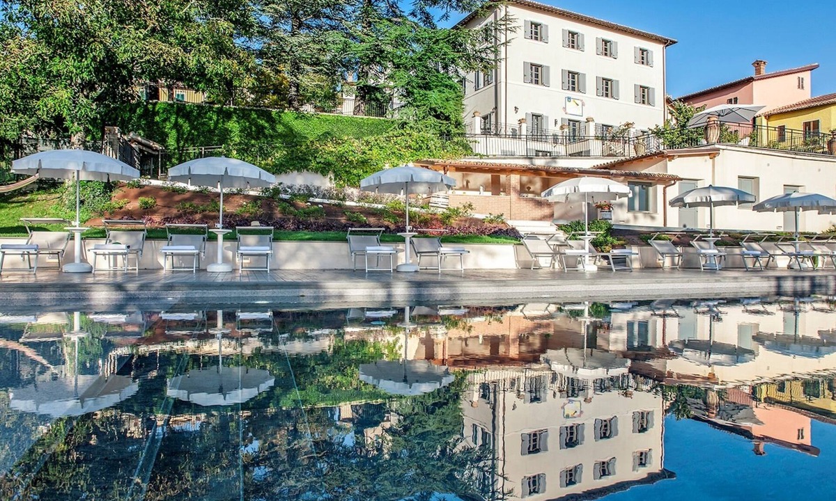 Serravalle di Chienti Villa | Villa Cappelletti 16+2, Emma Villas