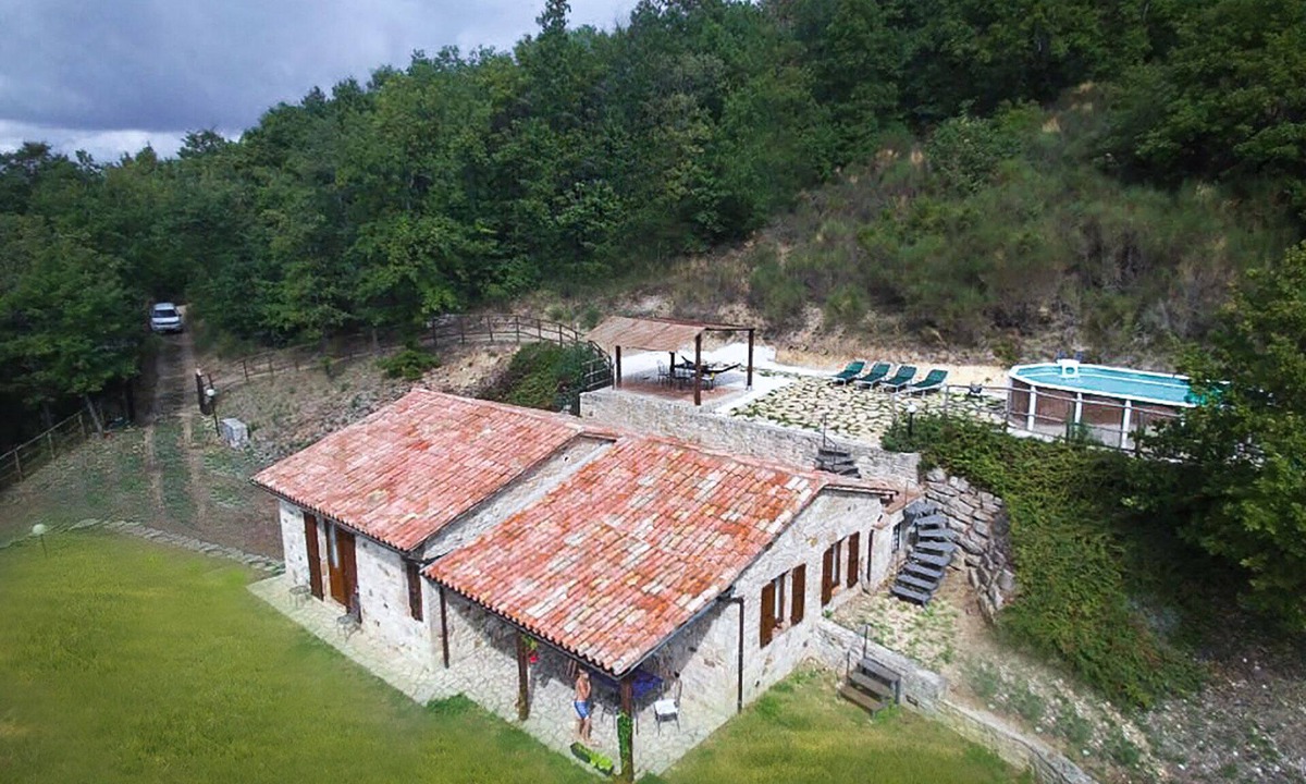 Acqua Loreto Cottage | Villa Carina is a cozy cottage w/pool the ideal locaton for relaxation in Umbria
