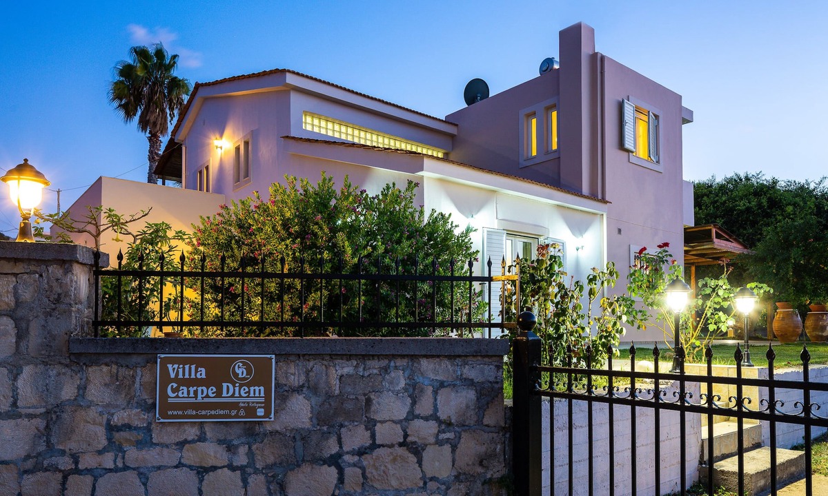 Adele Villa | Villa Carpe Diem -Luxury Villa with private pool 2 km from the beach!