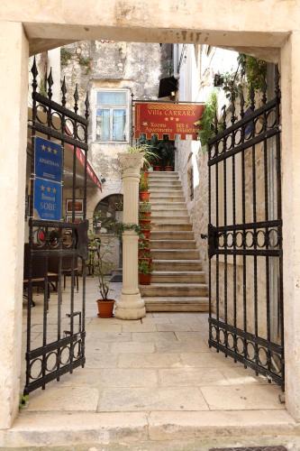 Trogir Bed & Breakfast | Villa Carrara