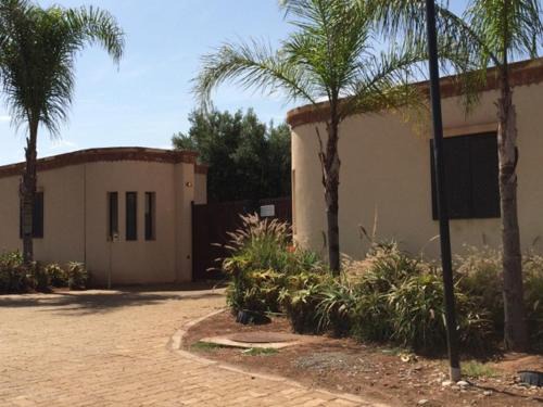Issen Villa | Villa Catalpas