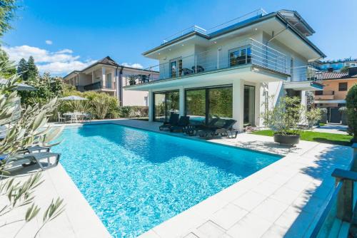 Carciano Villa | Villa Chiara