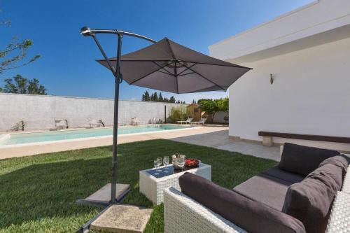 Novoli Villa | Villa Chiaraluna