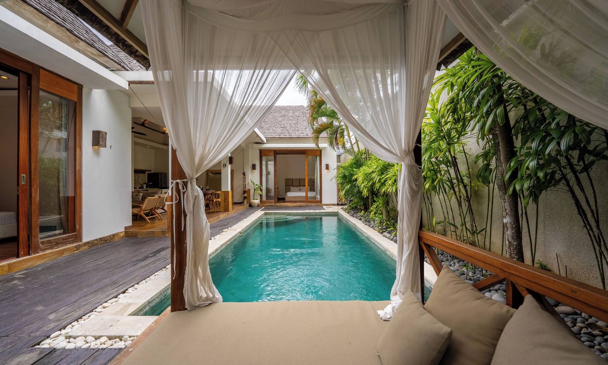 Sunset Road Villa | Villa Chloe by Pertama Stay
