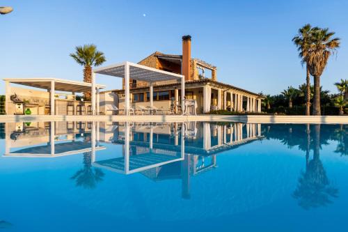 Paceco Villa | Villa Cielo