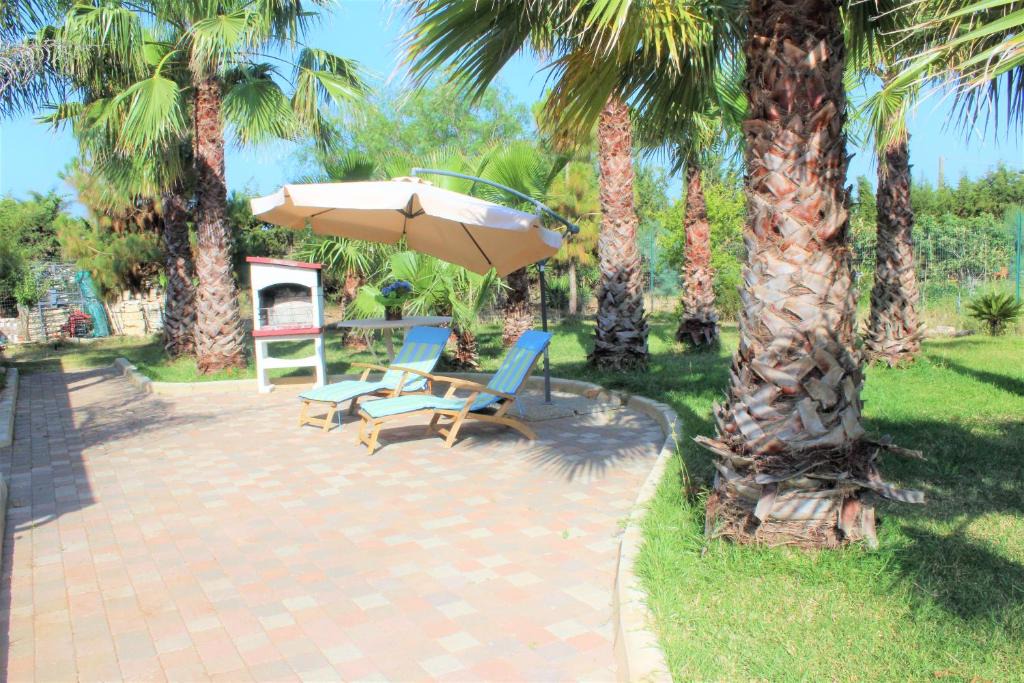 Torre San Giovanni Villa | Villa climatizzata con grande porticato esterno vicino alle spiagge