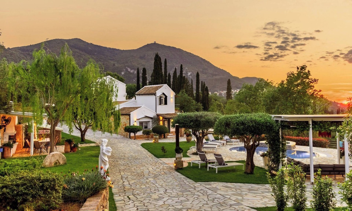Achilleio Villa | Villa Claire Corfu